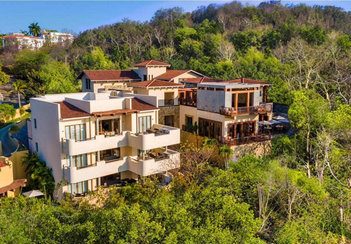 Celeste Beach Residences Huatulco Curamoria Collection Santa Cruz Huatulco Exterior photo
